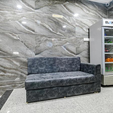 Fabhotel Classic Inn Индаур Экстерьер фото