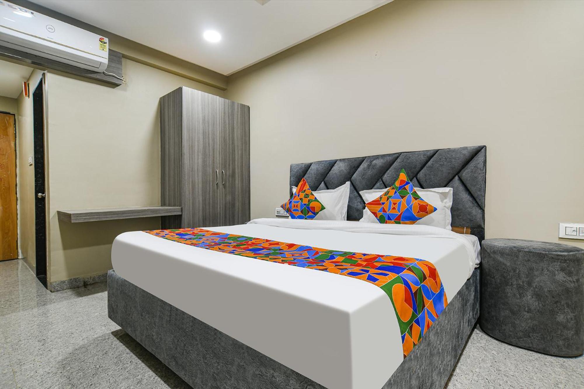 Fabhotel Classic Inn Индаур Экстерьер фото