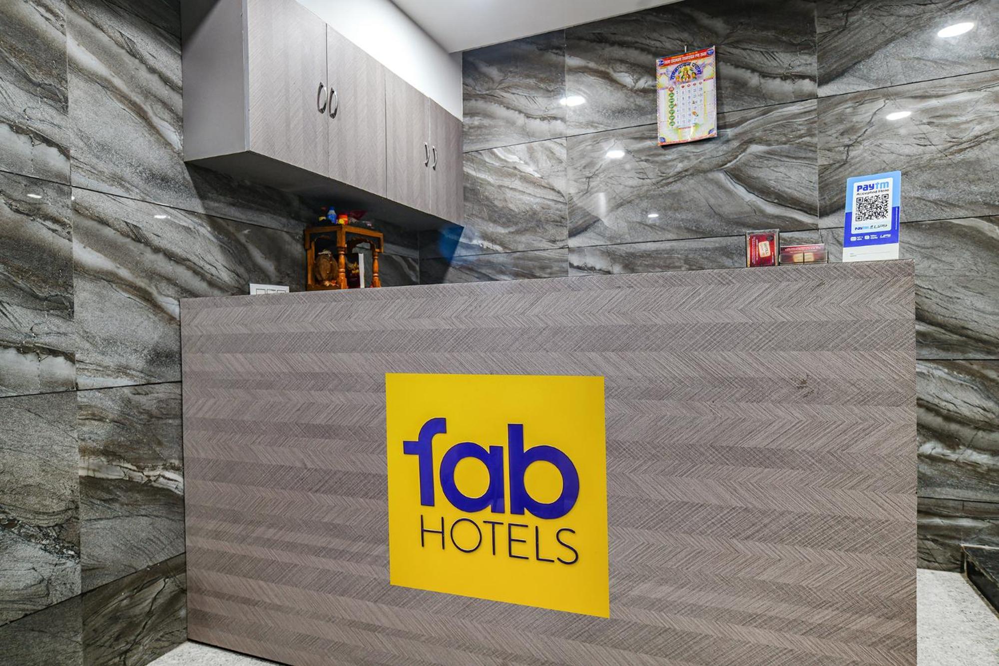 Fabhotel Classic Inn Индаур Экстерьер фото